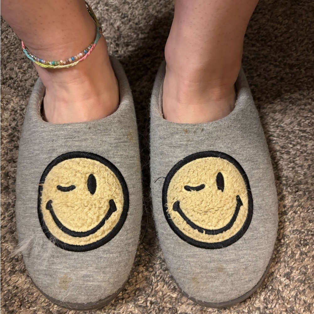 Gray Slippers with Smiley Face Design